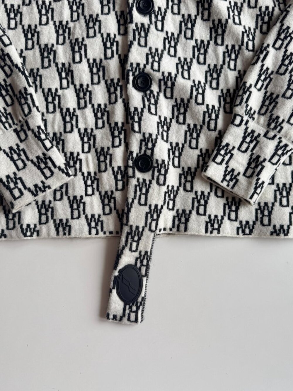 WE11DONE WD1 White Black Logo Wool Cashmere Jacquard Cardigan Sweater, Size S - Picture 9 of 16
